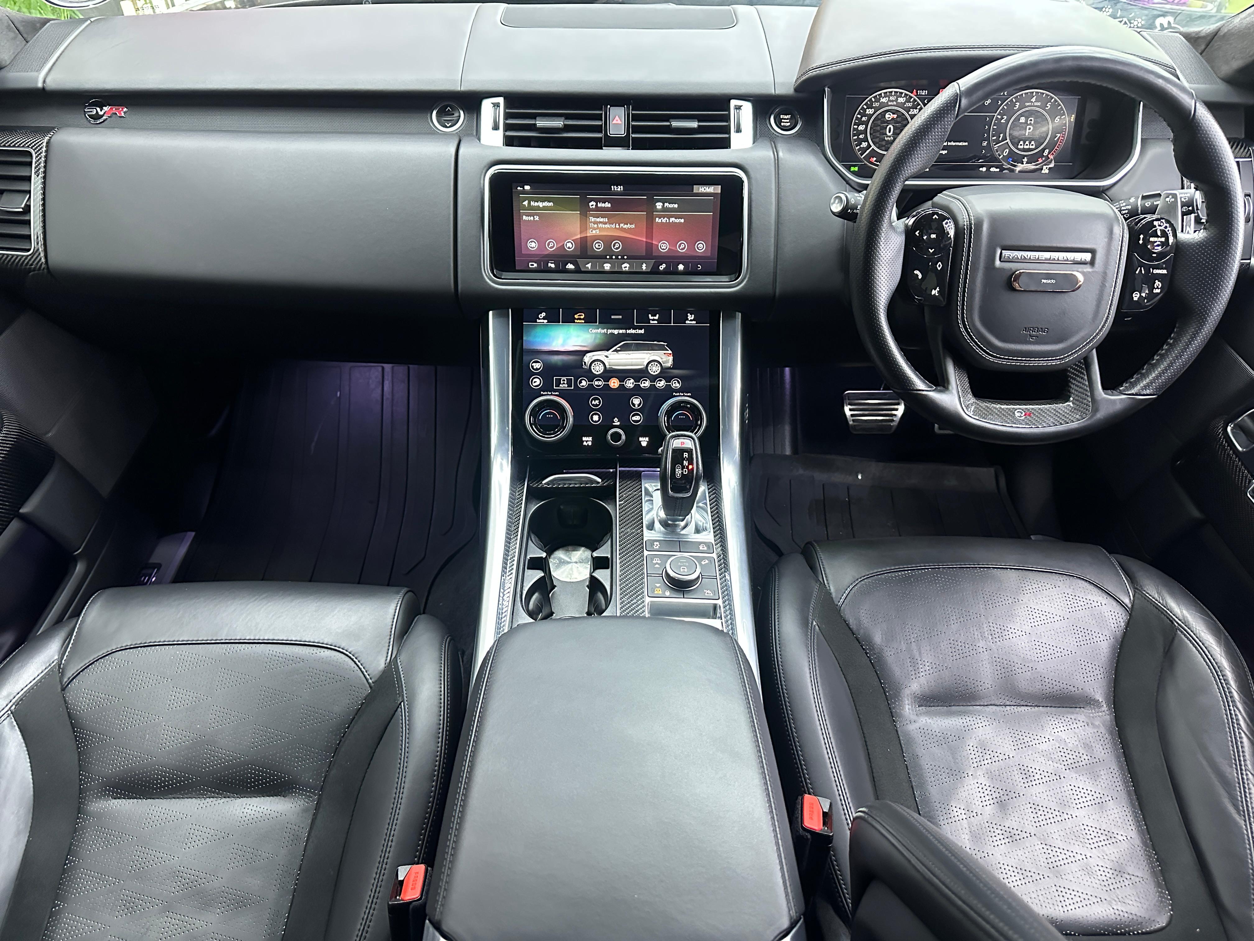 Range Rover SVR (B6 Armoured)