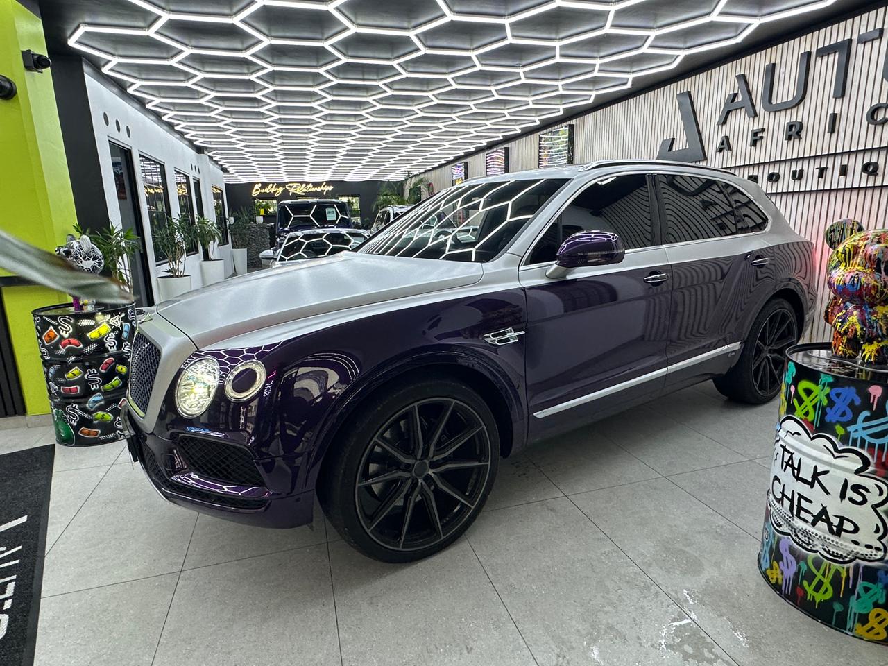 Bentley Bentayga V8